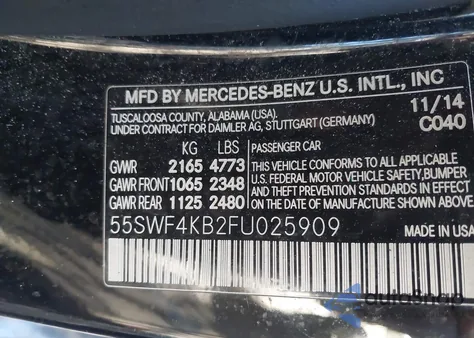 2015 Mercedes-Benz C 300 4Matic из США, поврежденный, VIN 55SWF4KB2FU025909